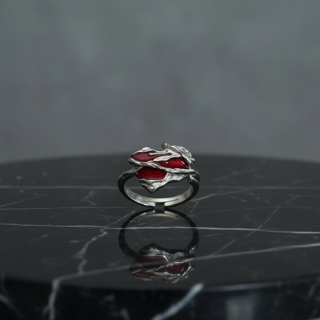 Throne Heart Ring